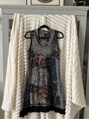 Sleeveless Black Multicolor Patterned Mini Dress with Striped Trim